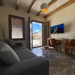 Andros 4 Seasons & Aparthotel