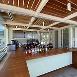 Andros 4 Seasons & Aparthotel 4*