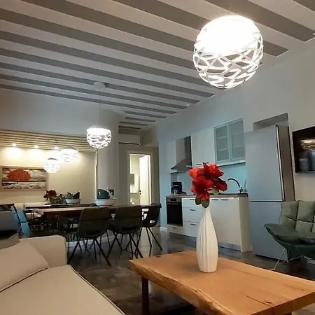 Andros 4 Seasons Villas&suites Apartahotel 4*