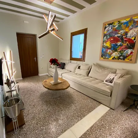 Apartahotel Andros 4 Seasons Villas&suites 4*