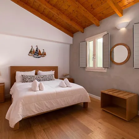 Andros 4 Seasons Villas&suites