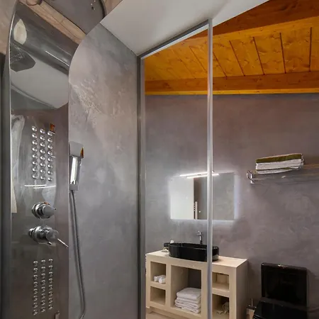 Andros 4 Seasons Villas&suites Apartahotel 4*