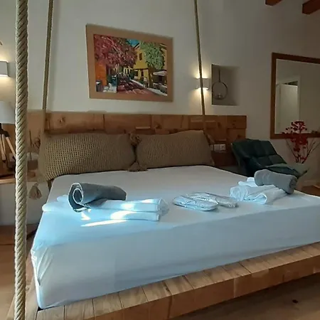 Andros 4 Seasons Villas&suites Apartahotel