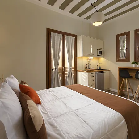 Aparthotel Andros 4 Seasons & 4*