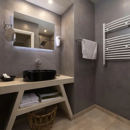 Andros 4 Seasons & Appart hôtel 4*