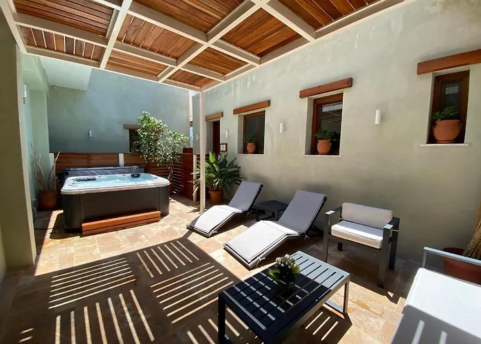 شقة فندقية Andros 4 Seasons & 4*